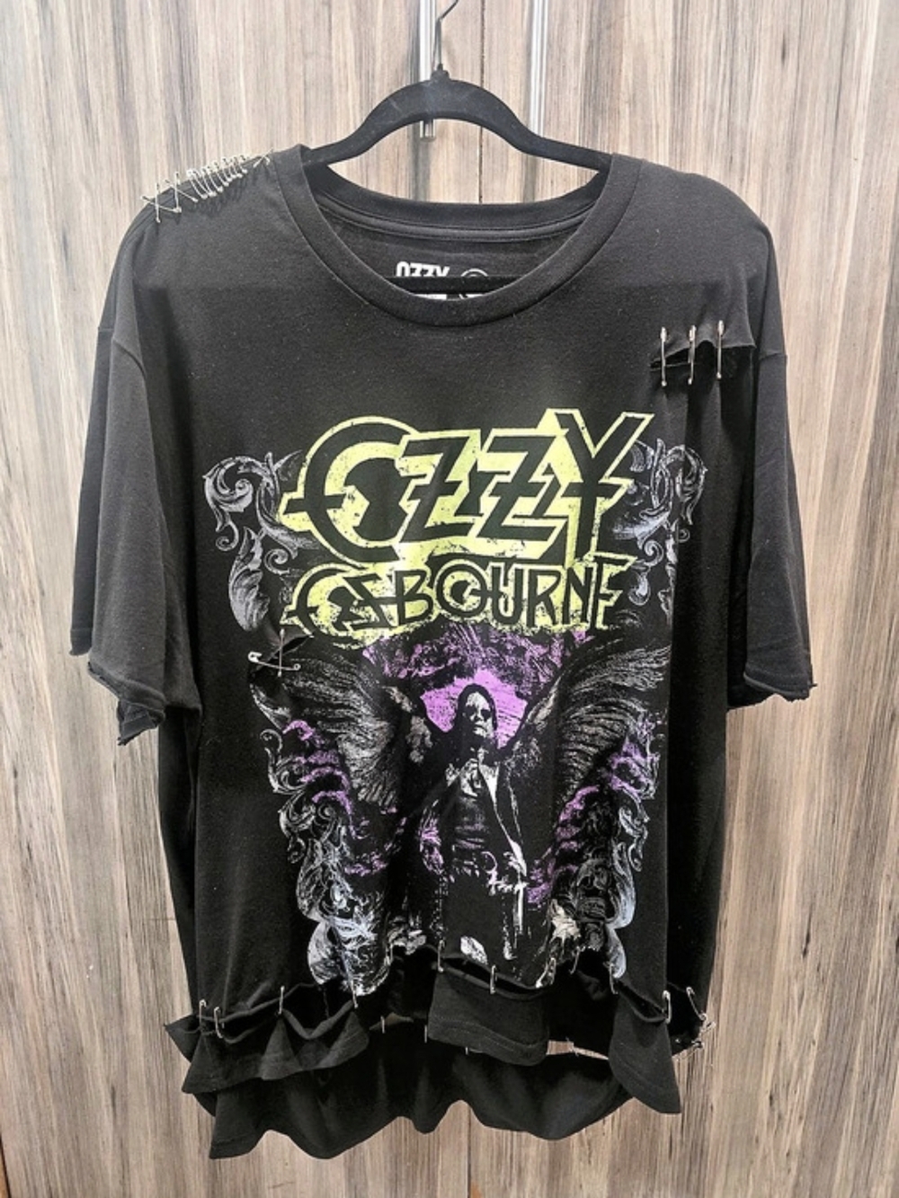 Ozzy Osbourne Angel Wings T-Shirt Graphic Short Sleeve Tee in Black & Purple